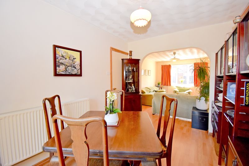 Dining Room- click for photo gallery